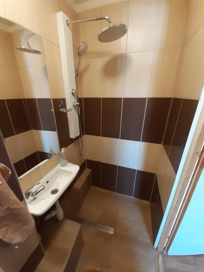 Narcisz Apartman Gyula Extérieur photo