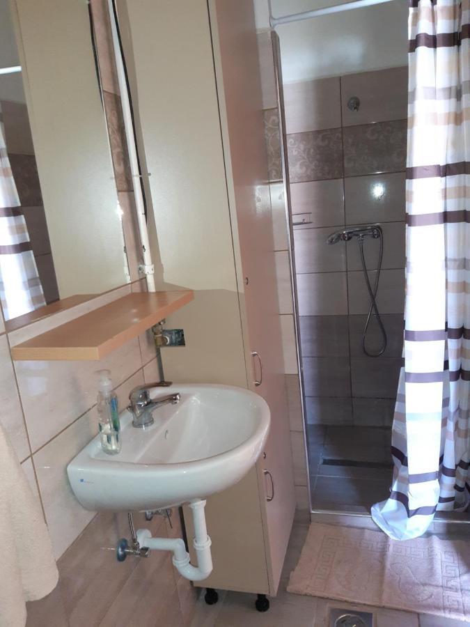 Narcisz Apartman Gyula Extérieur photo